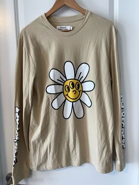 Urban Heritage Tan Daisy Graphic Long Sleeve Tee Mens Medium